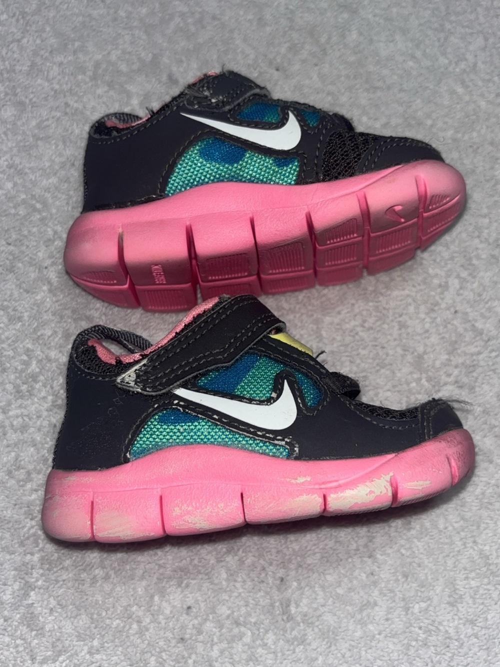 Nike Navy, Pink and Teal Toddlers' Athletic Sneakers